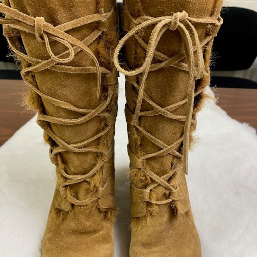 Steve Madden Alaskan Suede Wedge Boots, size 6.5‎ - Picture 3 of 10